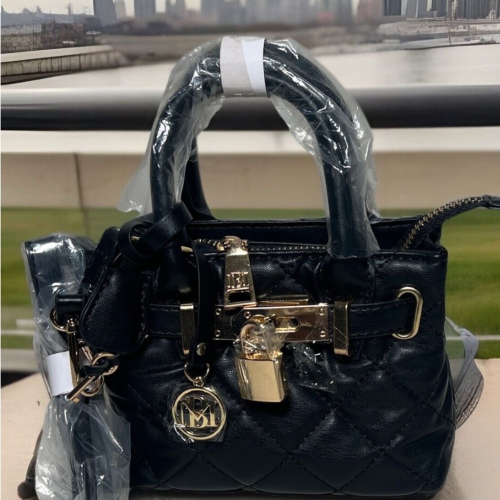 New Badgley Mischka Mini Elegant Black Quilted Handbag. Vegan Leather